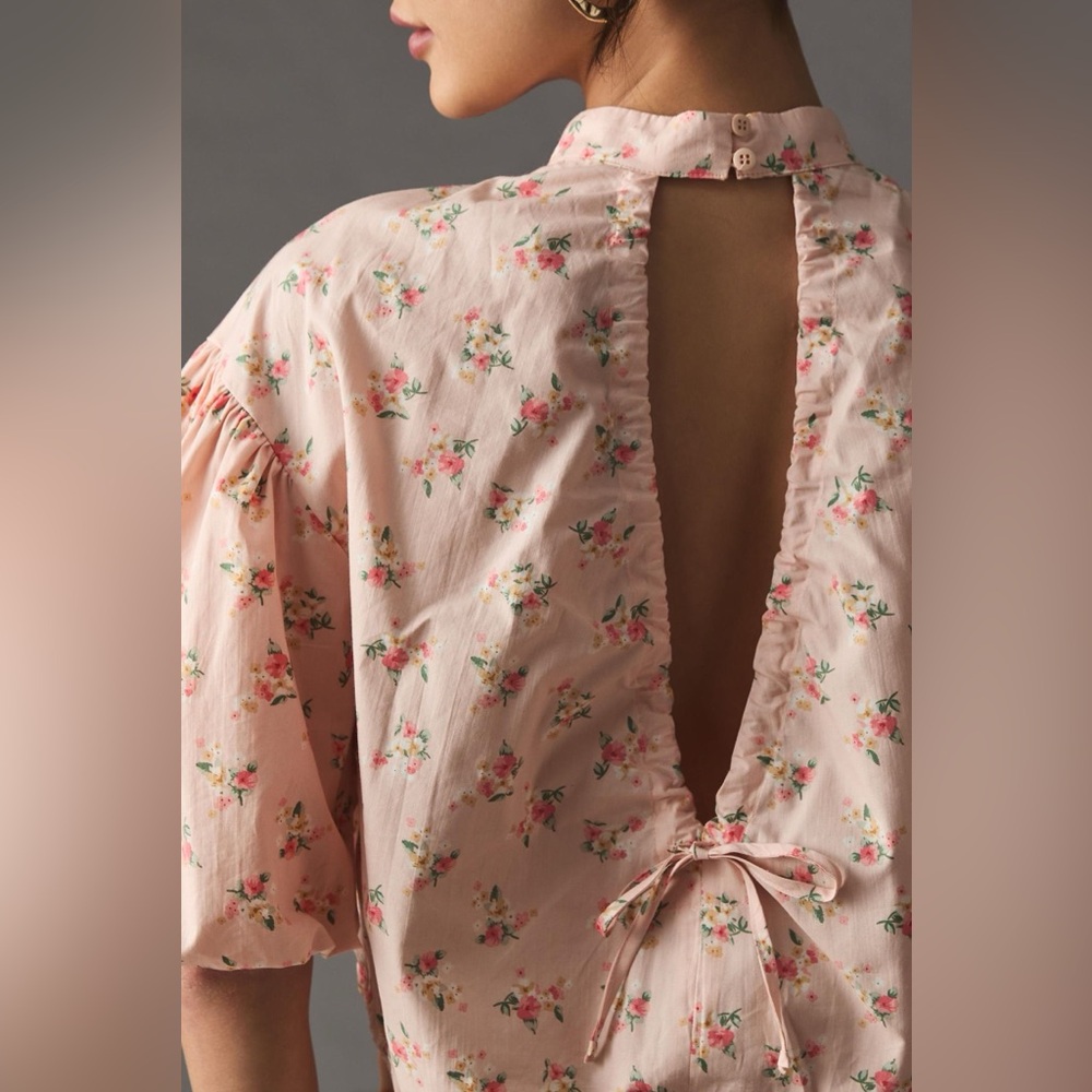 Anthropologie Cropped Bubble-Sleeve Blouse. - Picture 3 of 6